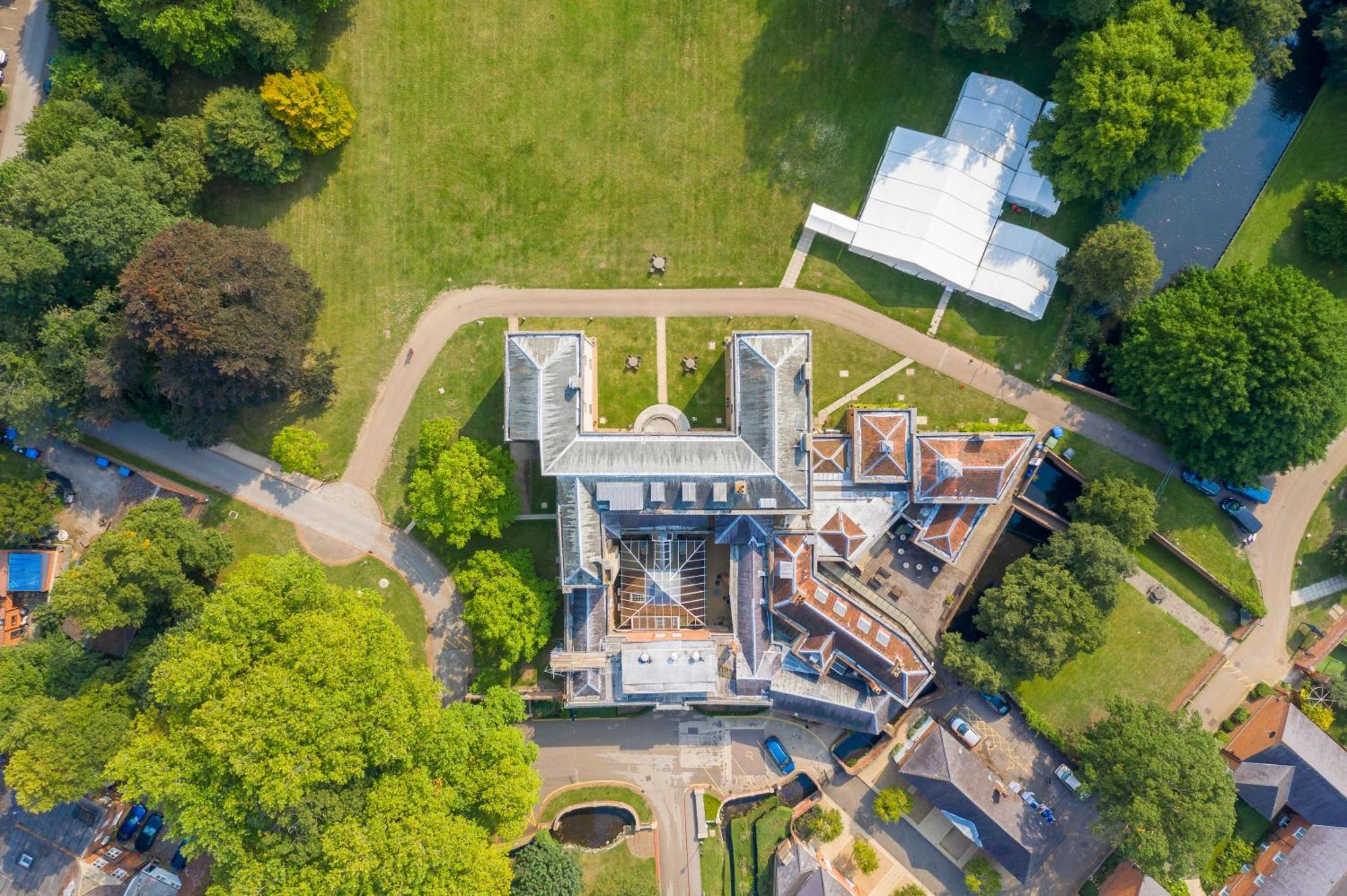 Hitchin Priory Hotel Exterior photo